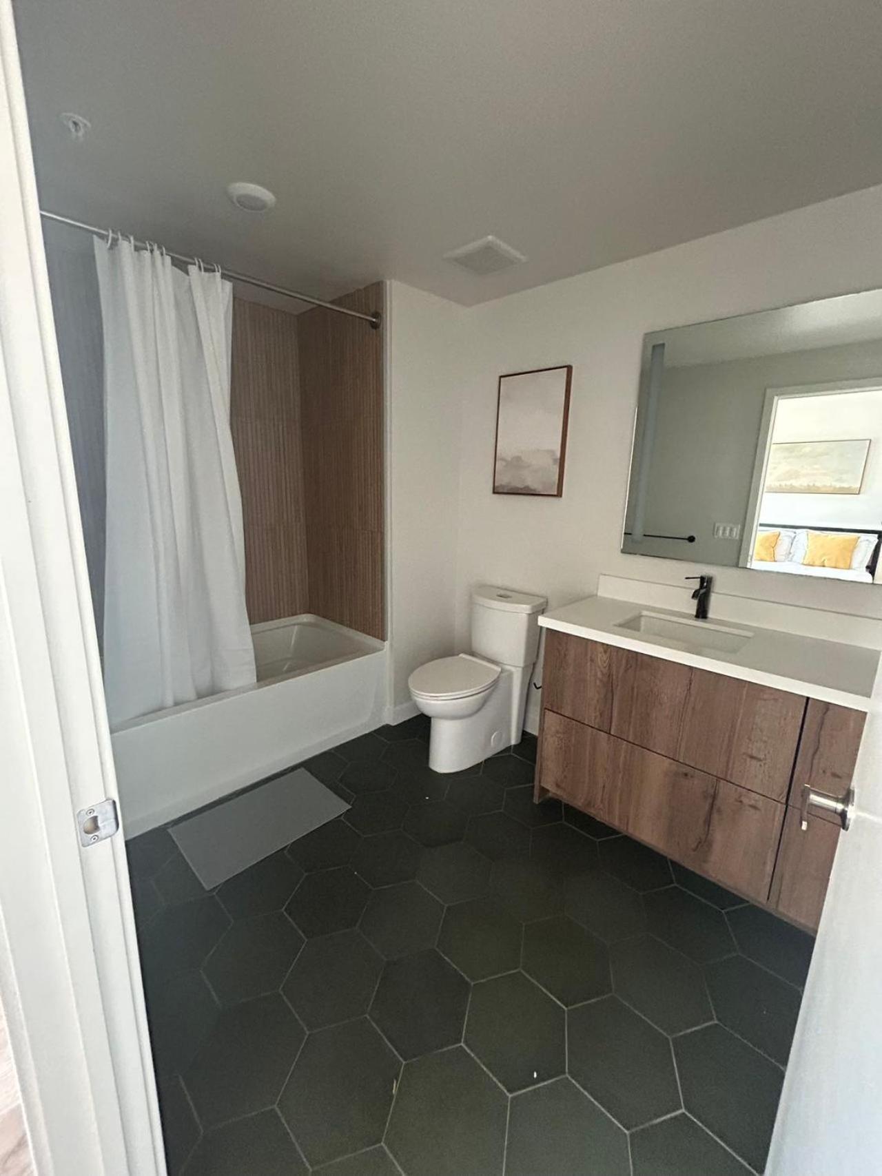 Elegant Retreat In The Heart Of La, Discover Your Lavish Hideaway Los Angeles