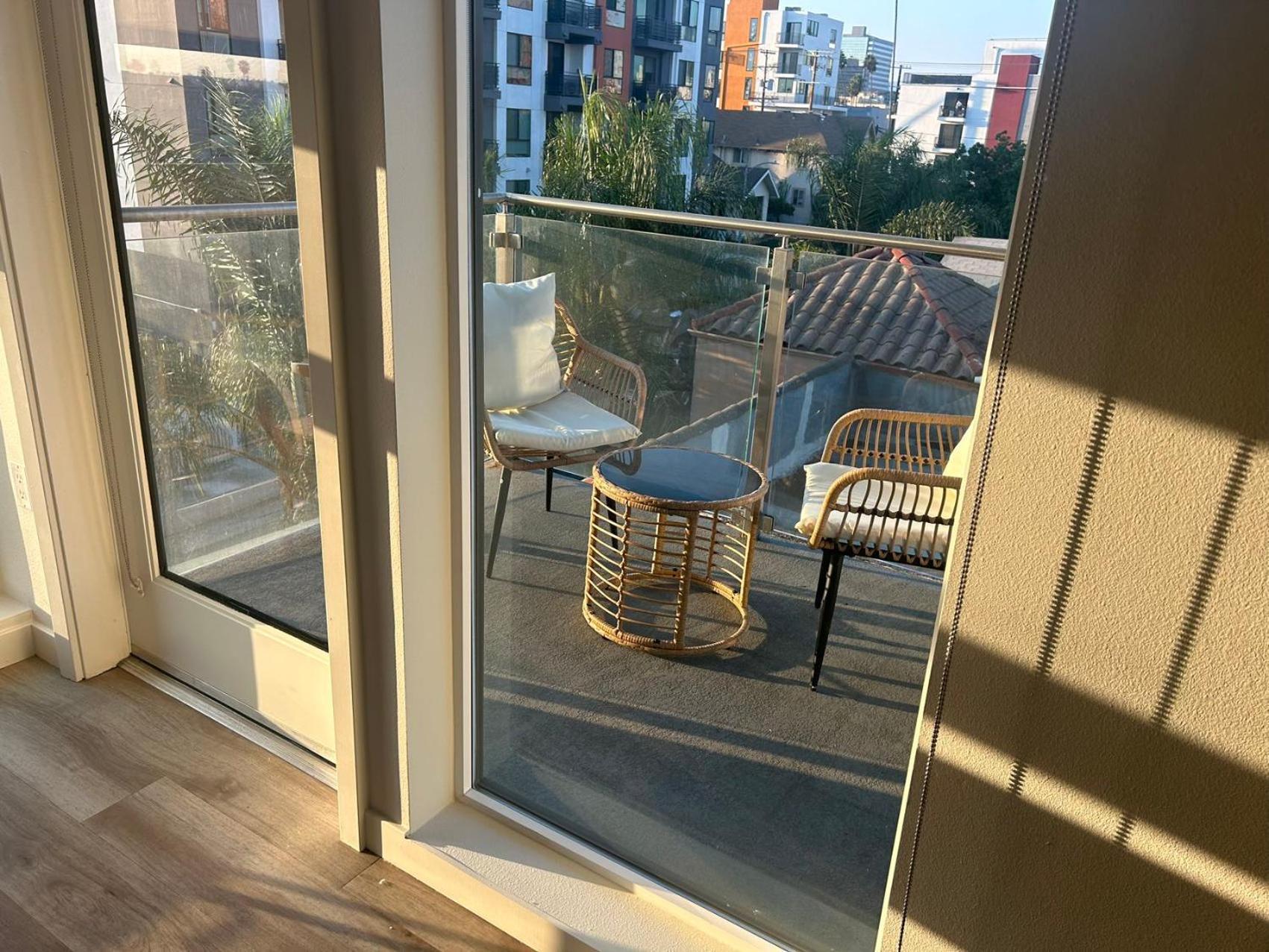 Elegant Retreat In The Heart Of La, Discover Your Lavish Hideaway Hotel 4*